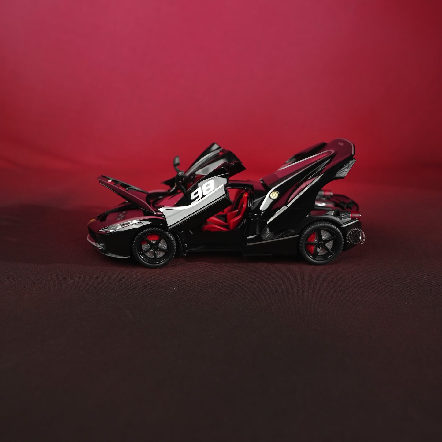 Ferrari FXX-K Diecast Model Car – 1:22 Scale (Black)
