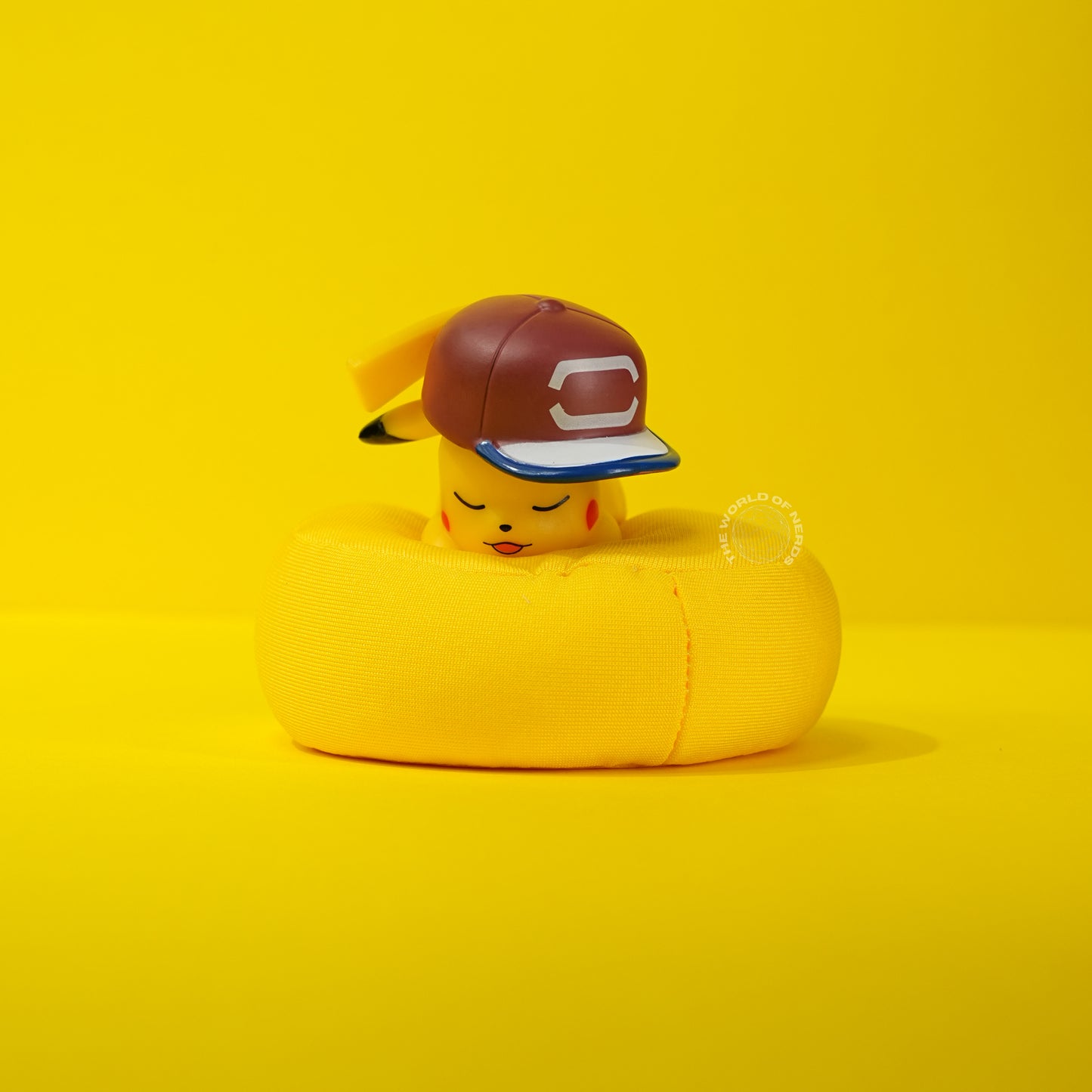 Pokémon Pikachu & Ash Hat Figure