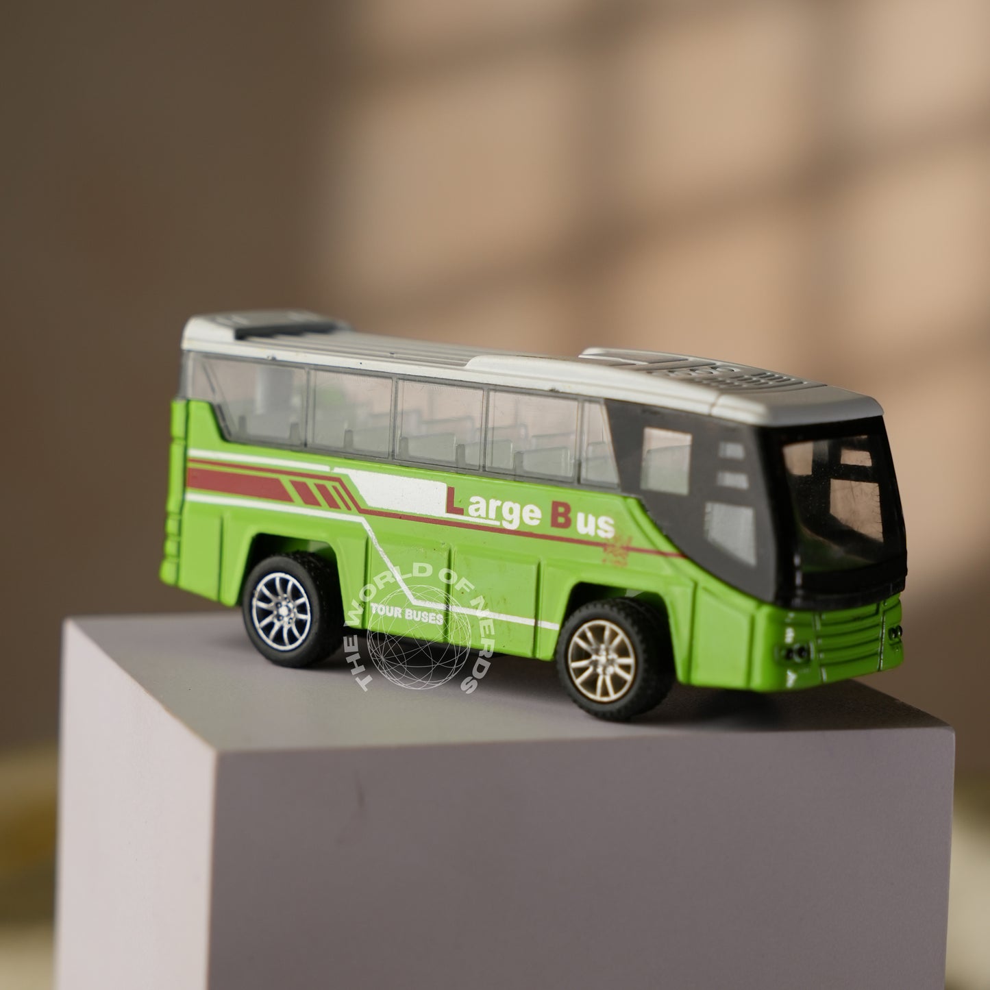 BUS DIE CAST-SET OF 4PCS SCALE - 1:64