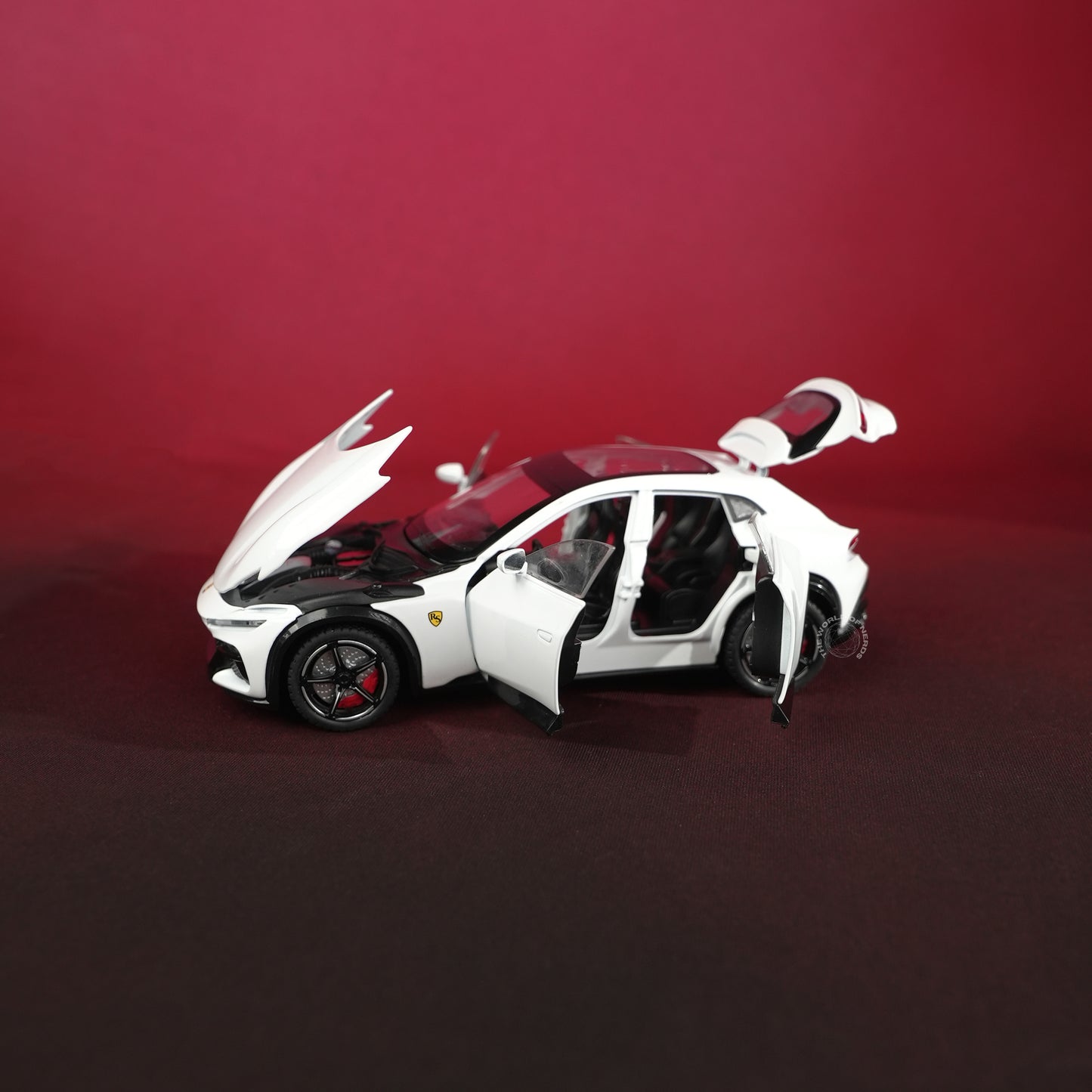 Ferrari Purosangue Diecast Model Car – 1:22 Scale (White)