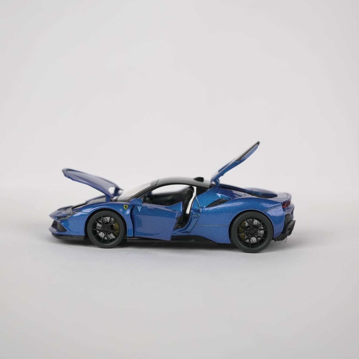 Ferrari SF90 Blue Model Car - 1:32 Scale Diecast