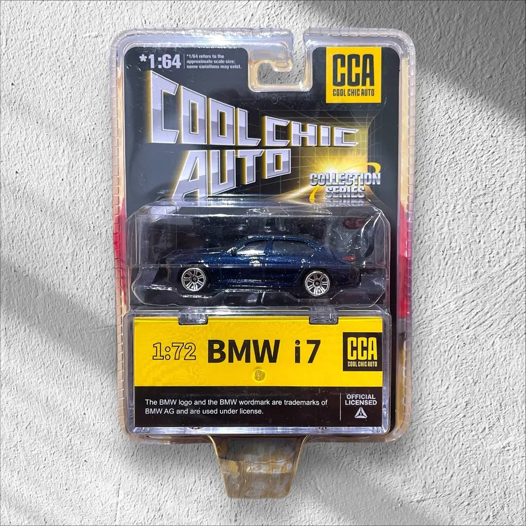BMW i7 -Blue  – CCA (With Case) - The World Of Nerds
