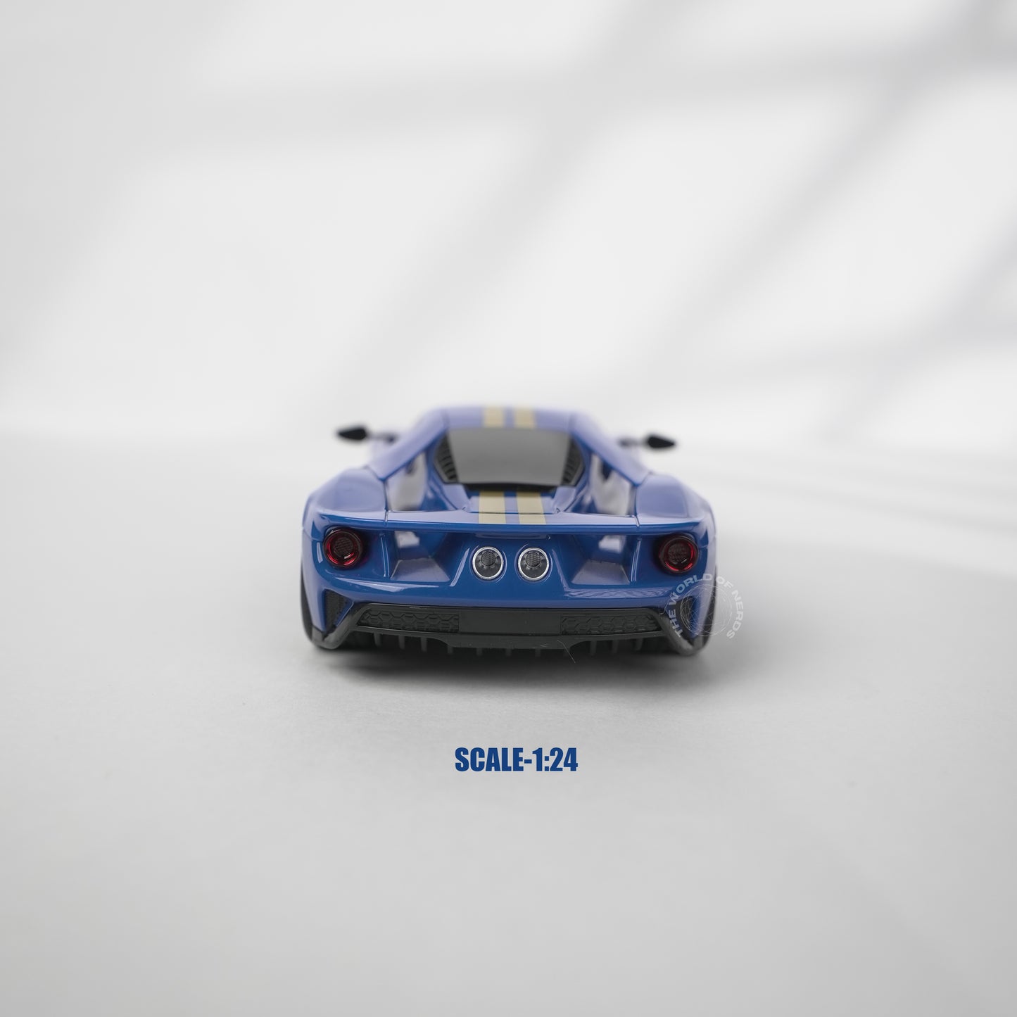 FORD SHELBY GT500-1:24-BLUE-R/C LICENSED - The World Of Nerds