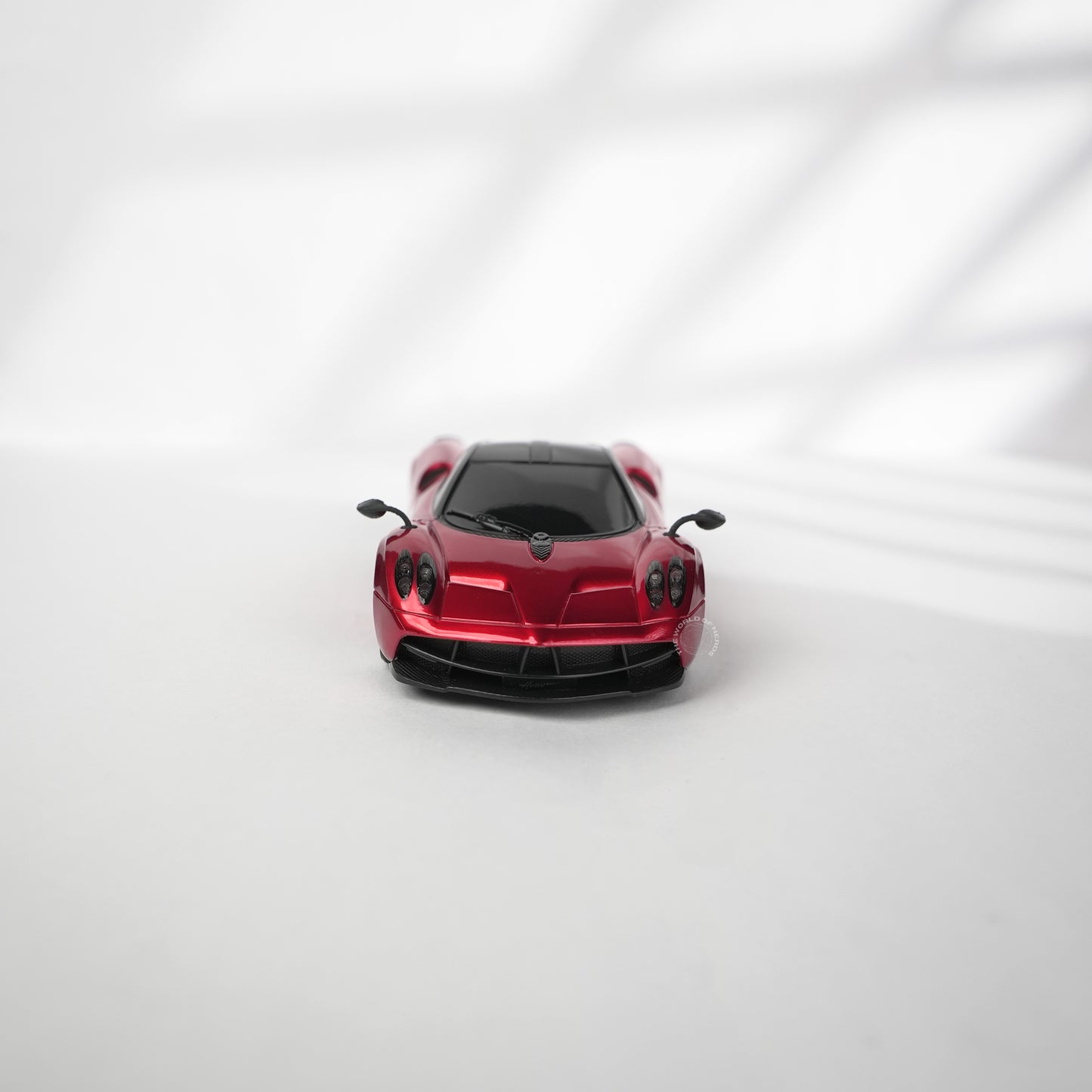 PAGANI HUAYRA-1:24-RED-R/C LICENSE