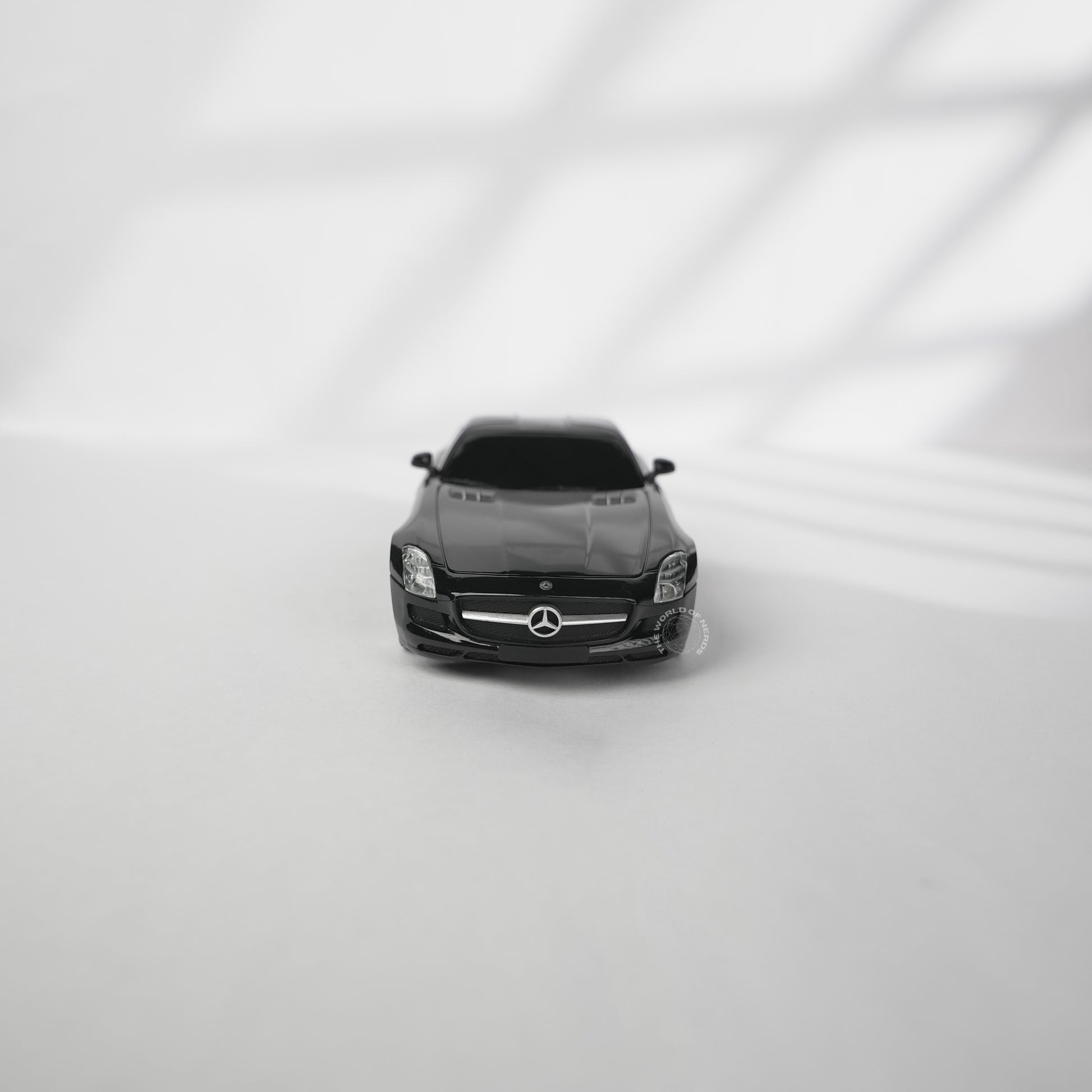 Mercedes-BENZ SLS AMG -1:24-BLACK-R/C LICENSED - The World Of Nerds