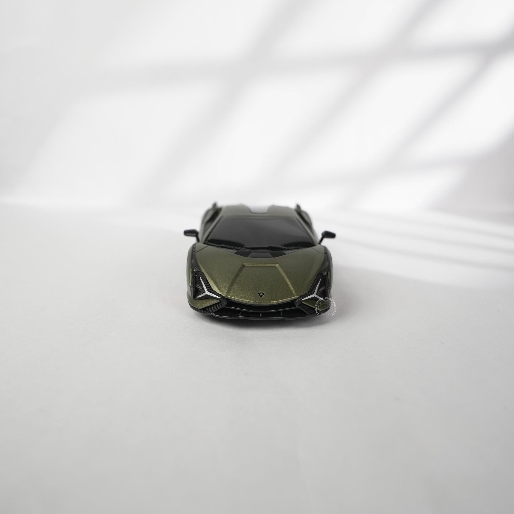 LAMBORGHINI SIAN -1:24-GREEN- FKP 37-R/C LICENSED - The World Of Nerds