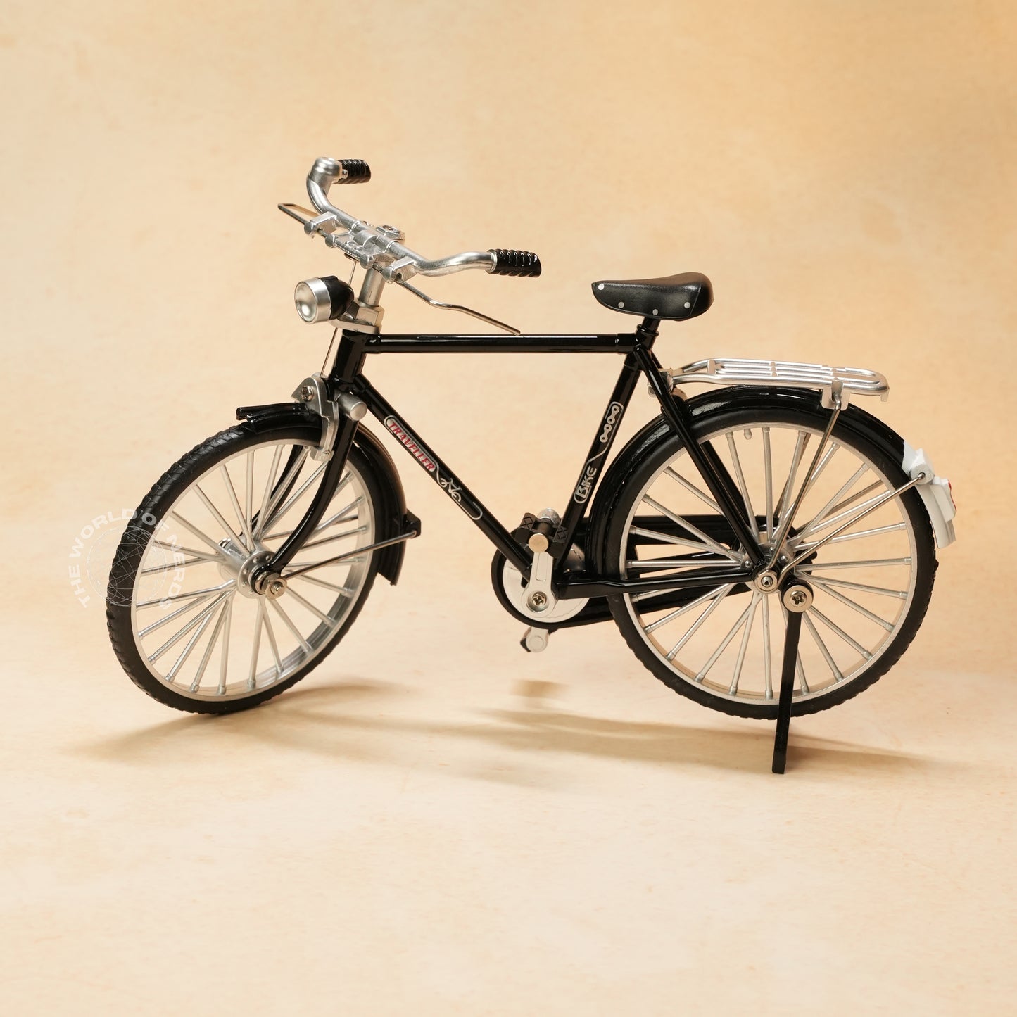 BLACK-CLASSIC BICYCLE 1:10 SCALE