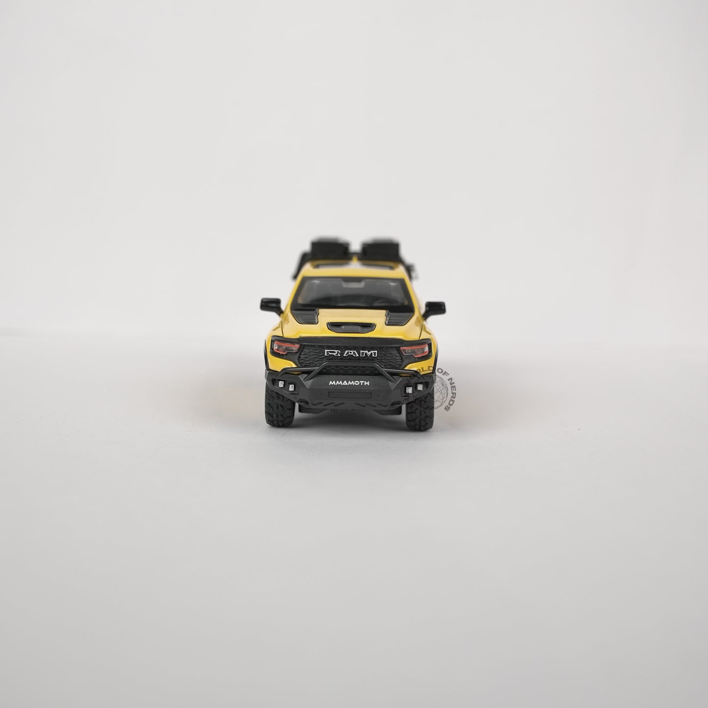 Ram Mammoth Pickup Truck Diecast Model – 1:32 Scale (Yellow)