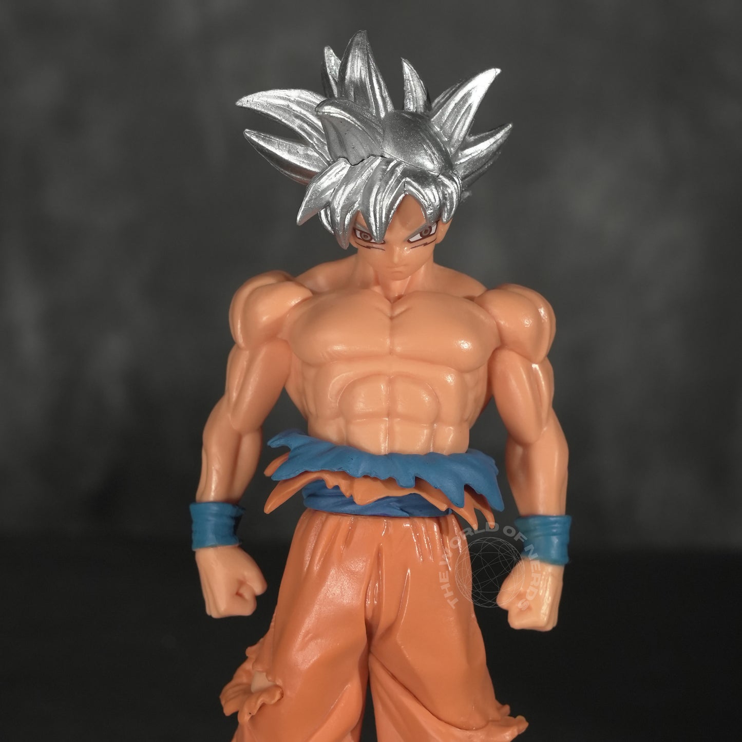 GOKU – MASTERED ULTRA INSTINCT (MUI) COLLECTIBLE FIGURE - The World Of Nerds