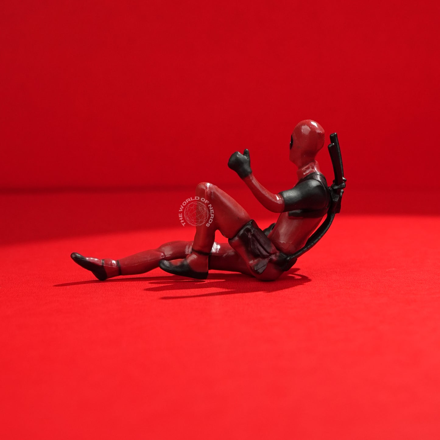 Deadpool Chill Mode Figurine