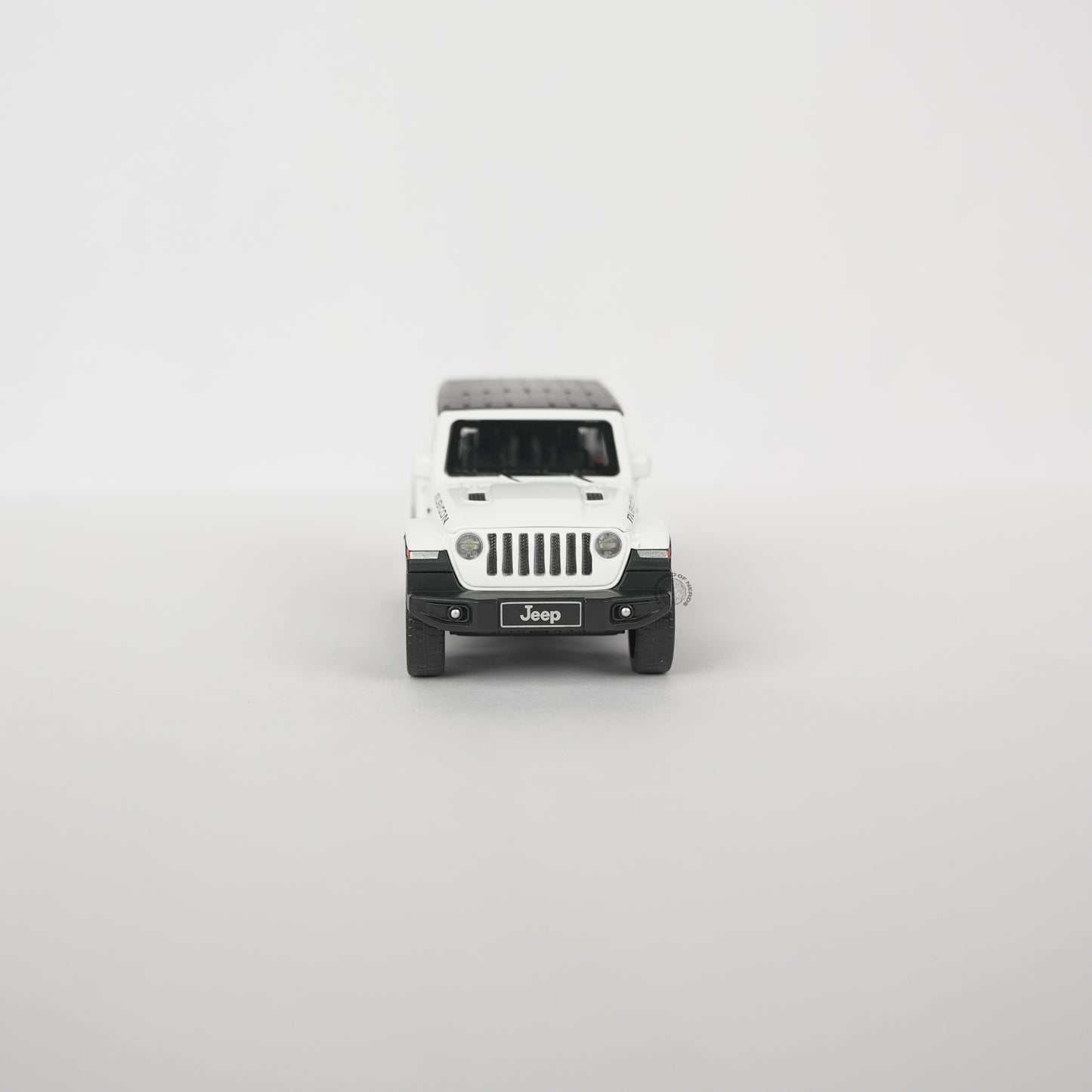 Jeep Wrangler Rubicon White Model Car - 1:32 Scale Diecast