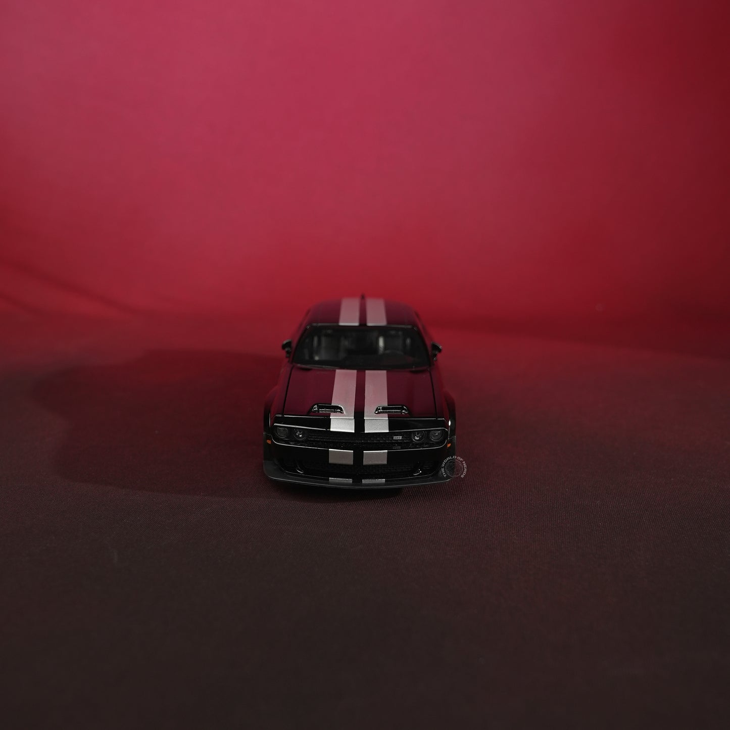 Dodge Challenger Black Model Car - 1:22 Scale Diecast