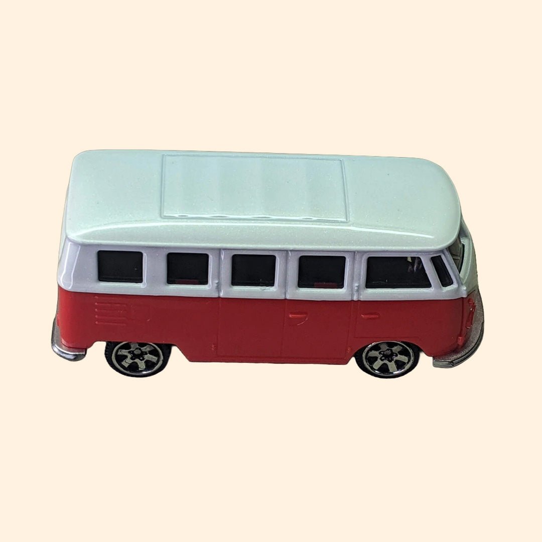 Volkswagen T1- Red - CCA (With Case) - The World Of Nerds