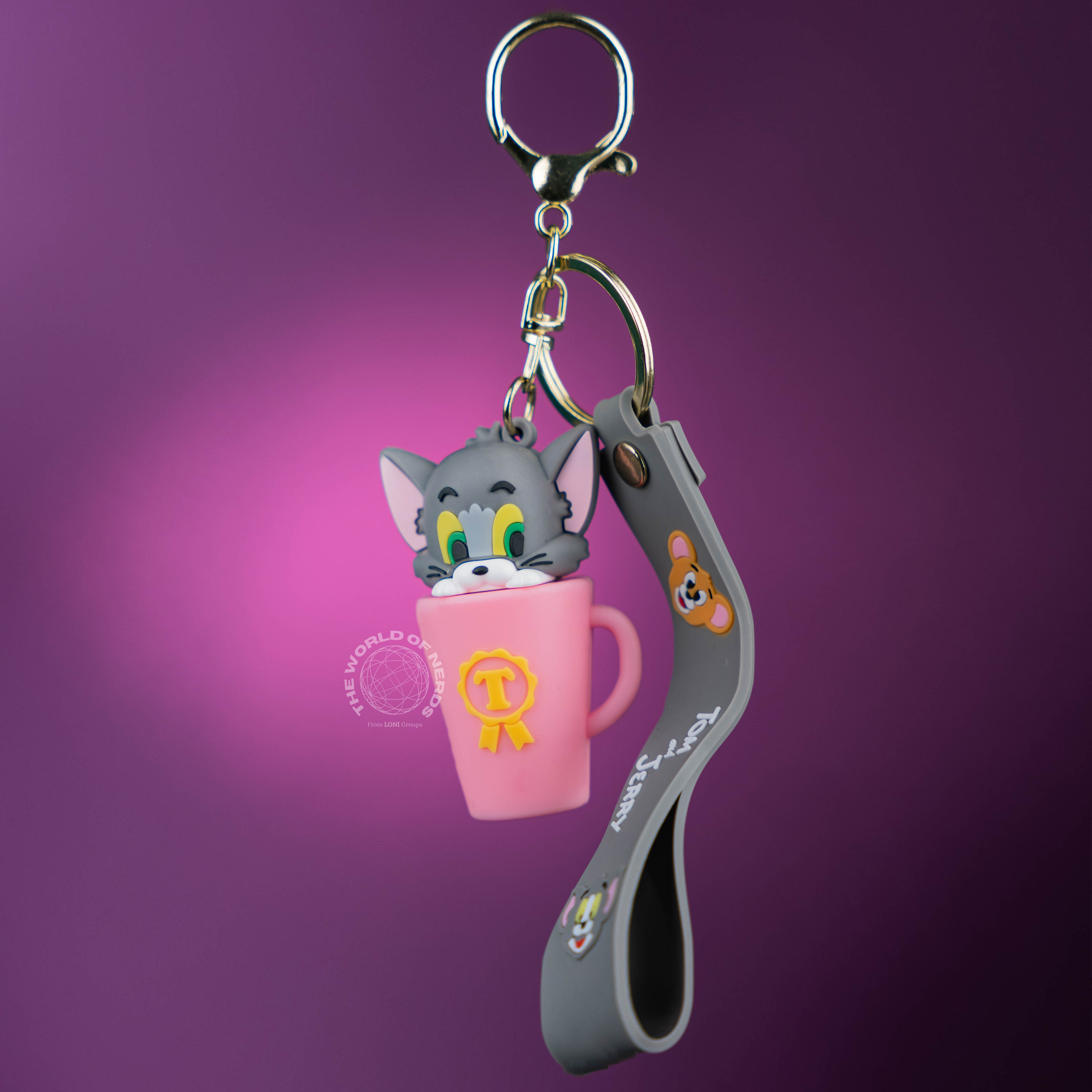 TOM INSIDE PINK CUP KEYCHAIN