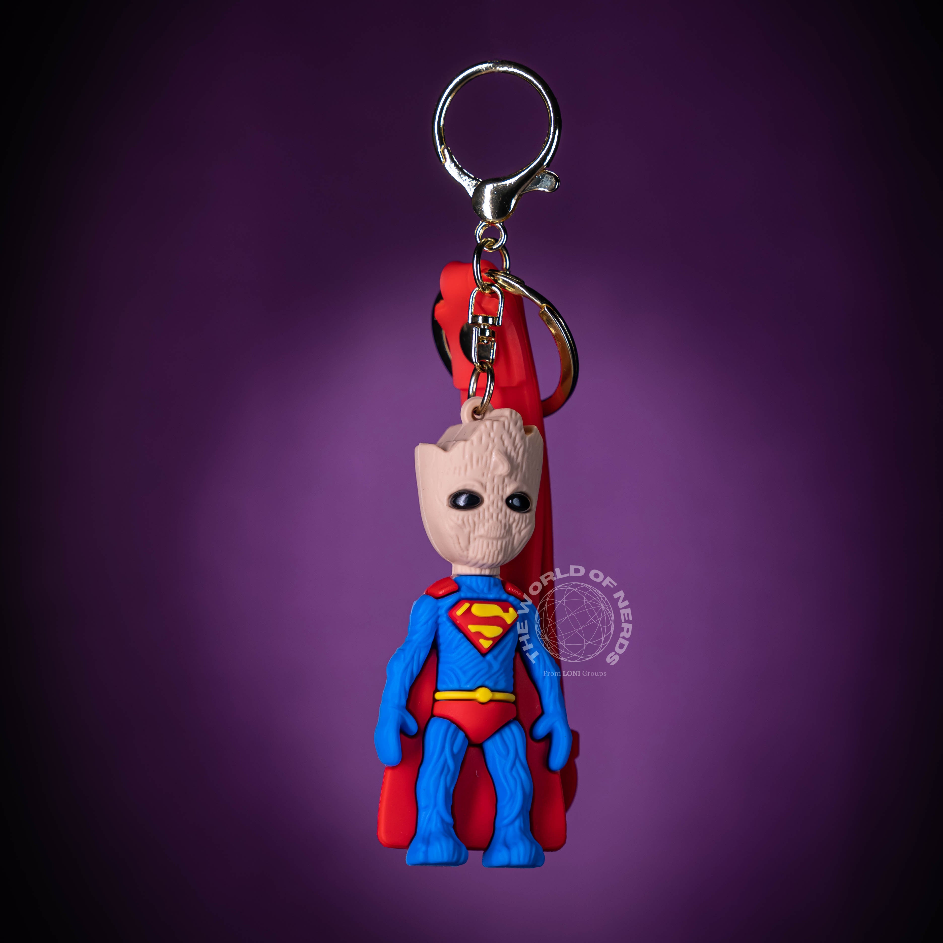 GROOT AS SUPERMAN KEYCHAIN