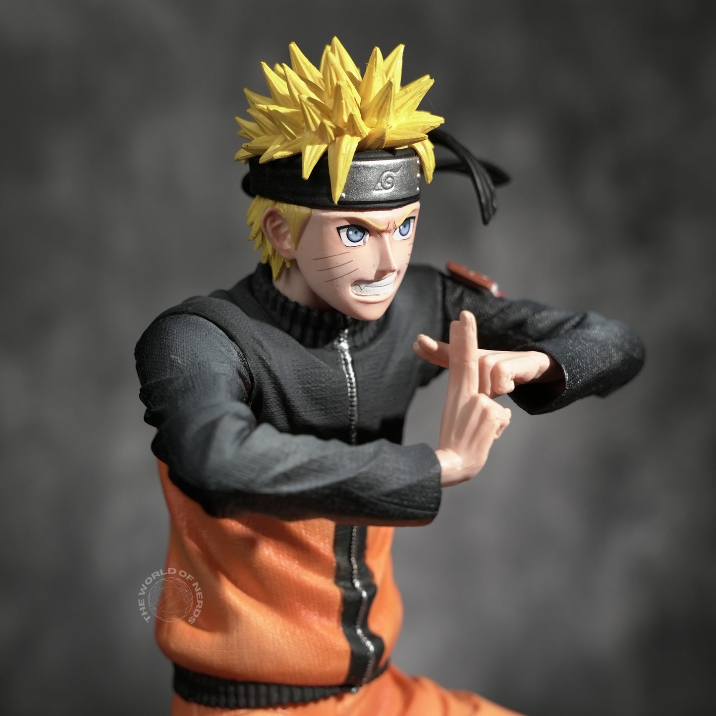 Naruto Uzumaki Action Figure with Grass Base 26cm – Naruto Shippuden Premium Anime Collectible - The World Of Nerds