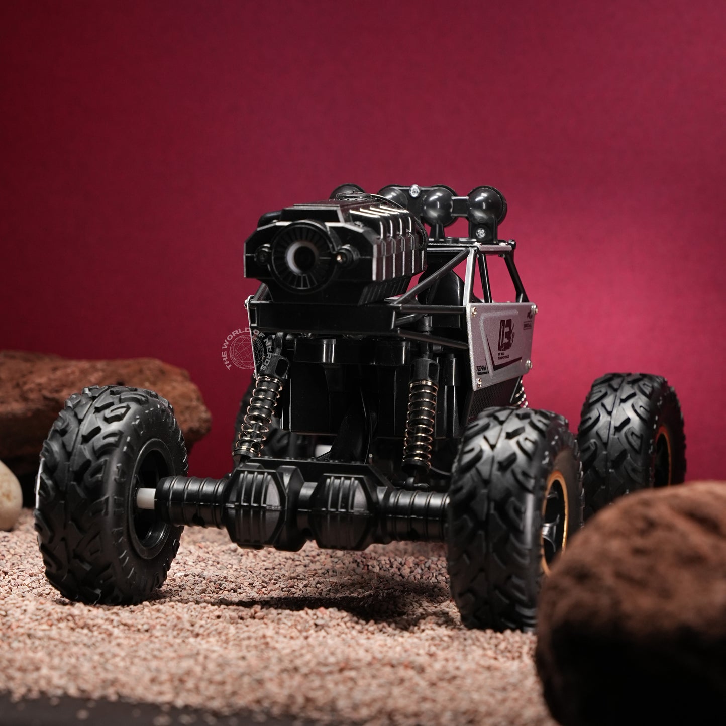 Rock Crawler RC Monster Truck – Alloy Material, 2.4GHz Remote, Ready to Conquer