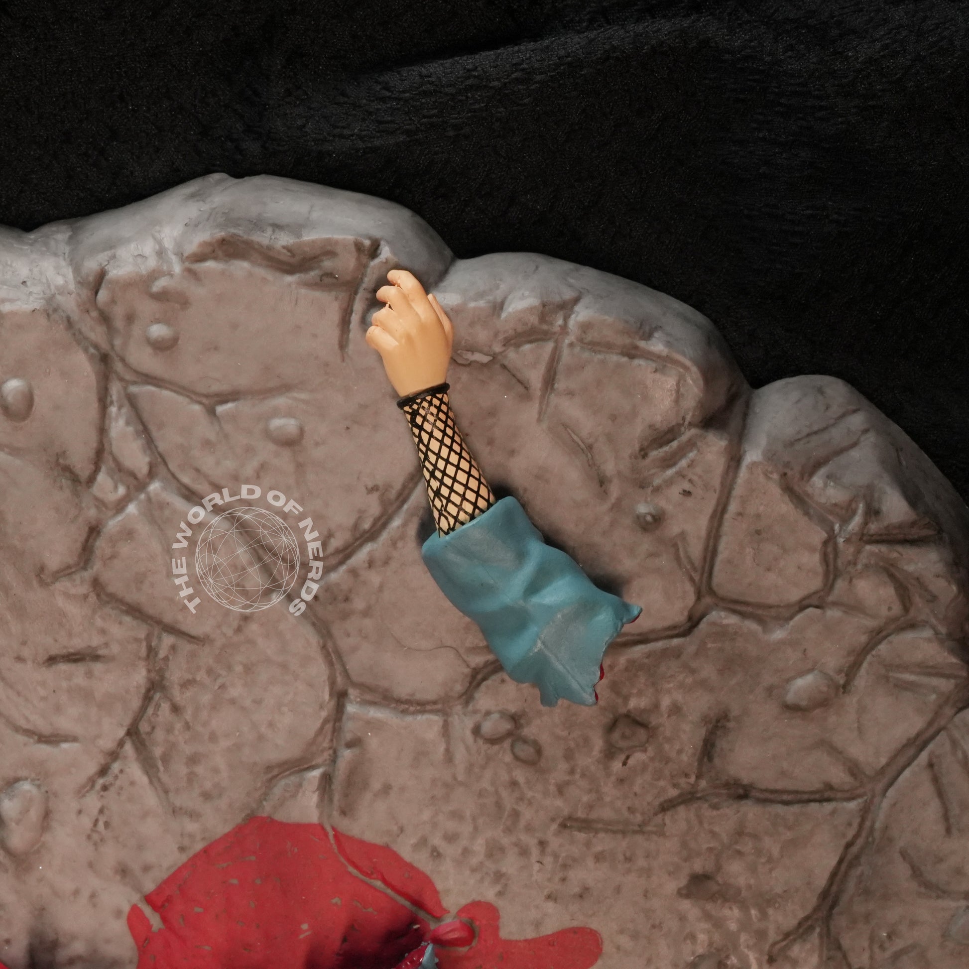 Jiraiya Death Scene Diorama Figure – Naruto Shippuden Premium Anime Collectible - The World Of Nerds