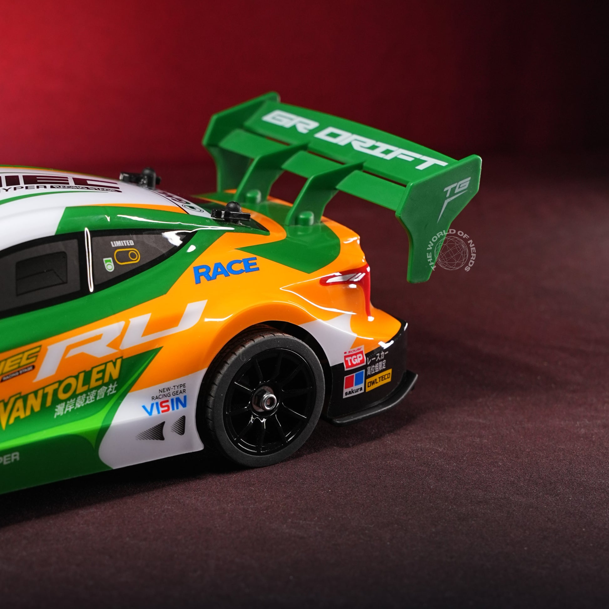 ORANGE R/C DRIFT CAR – 30KM/H - The World Of Nerds
