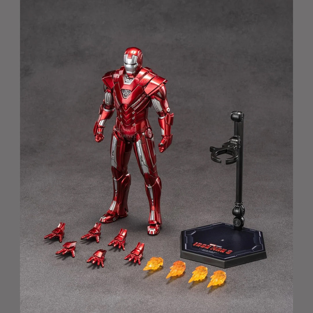 Iron Man 3 – Silver Centurion Suit Display Model