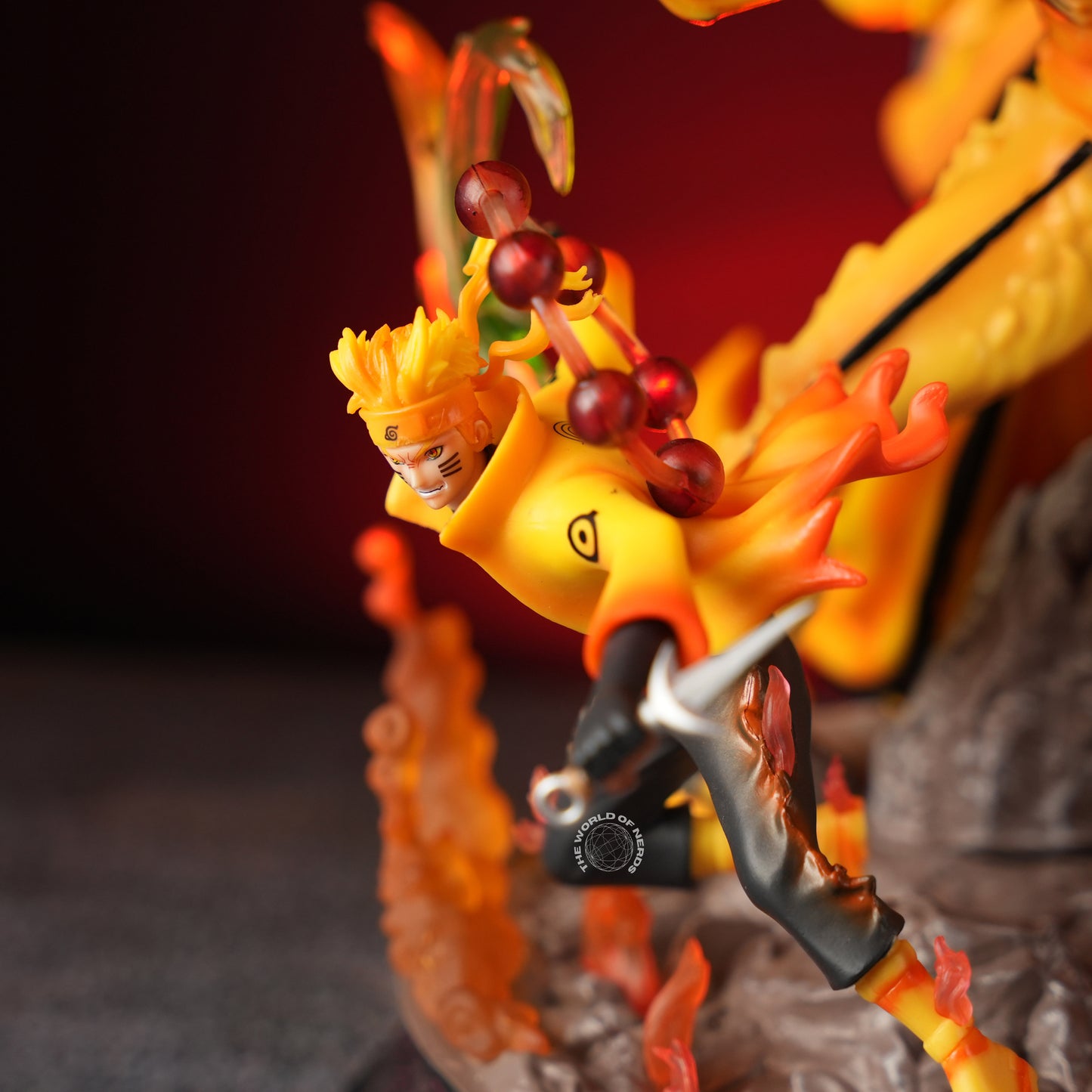 NARUTO WITH NINE TAILS - The World Of Nerds