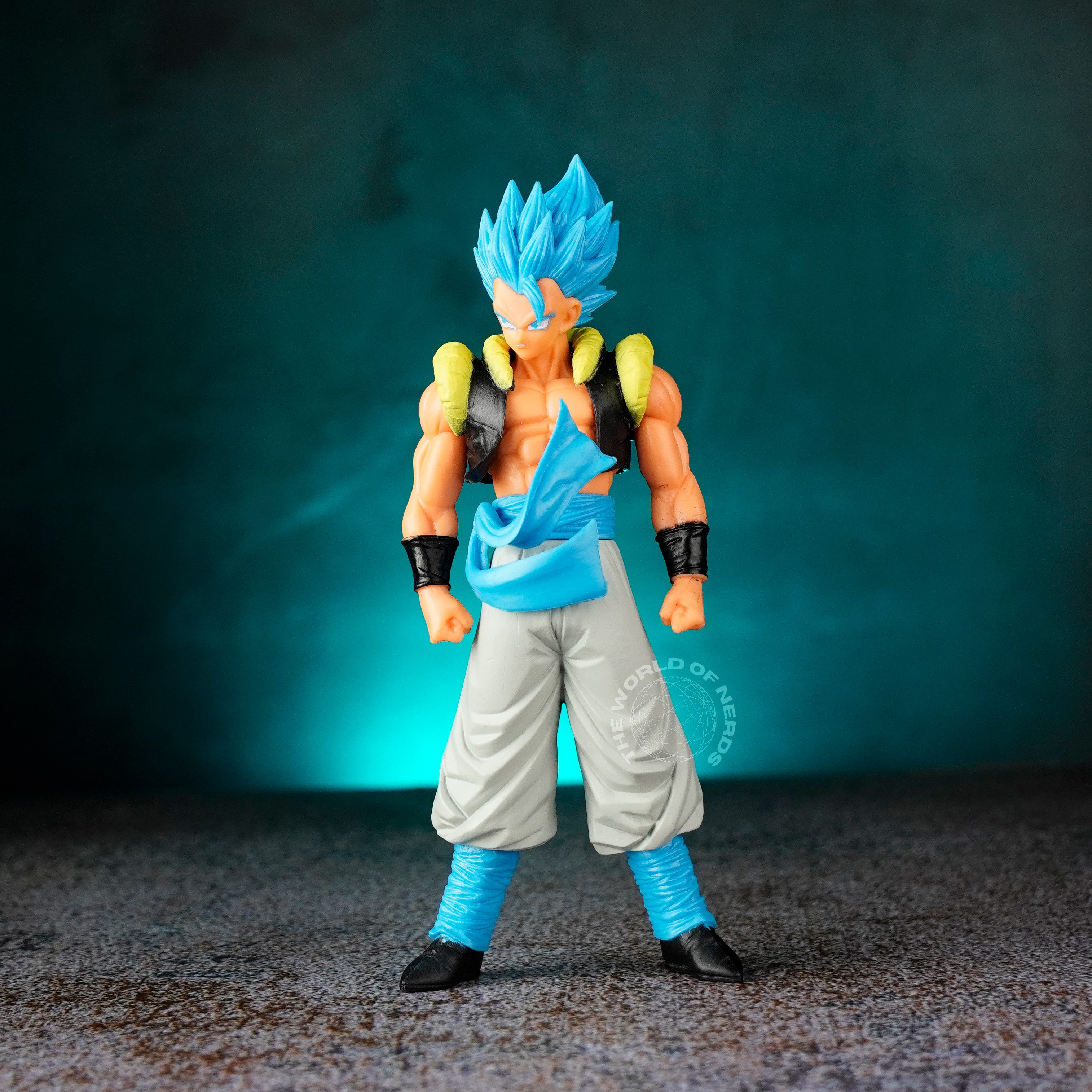 DRAGON BALL SUPER BLUE GOGETA ACTION FIGURE