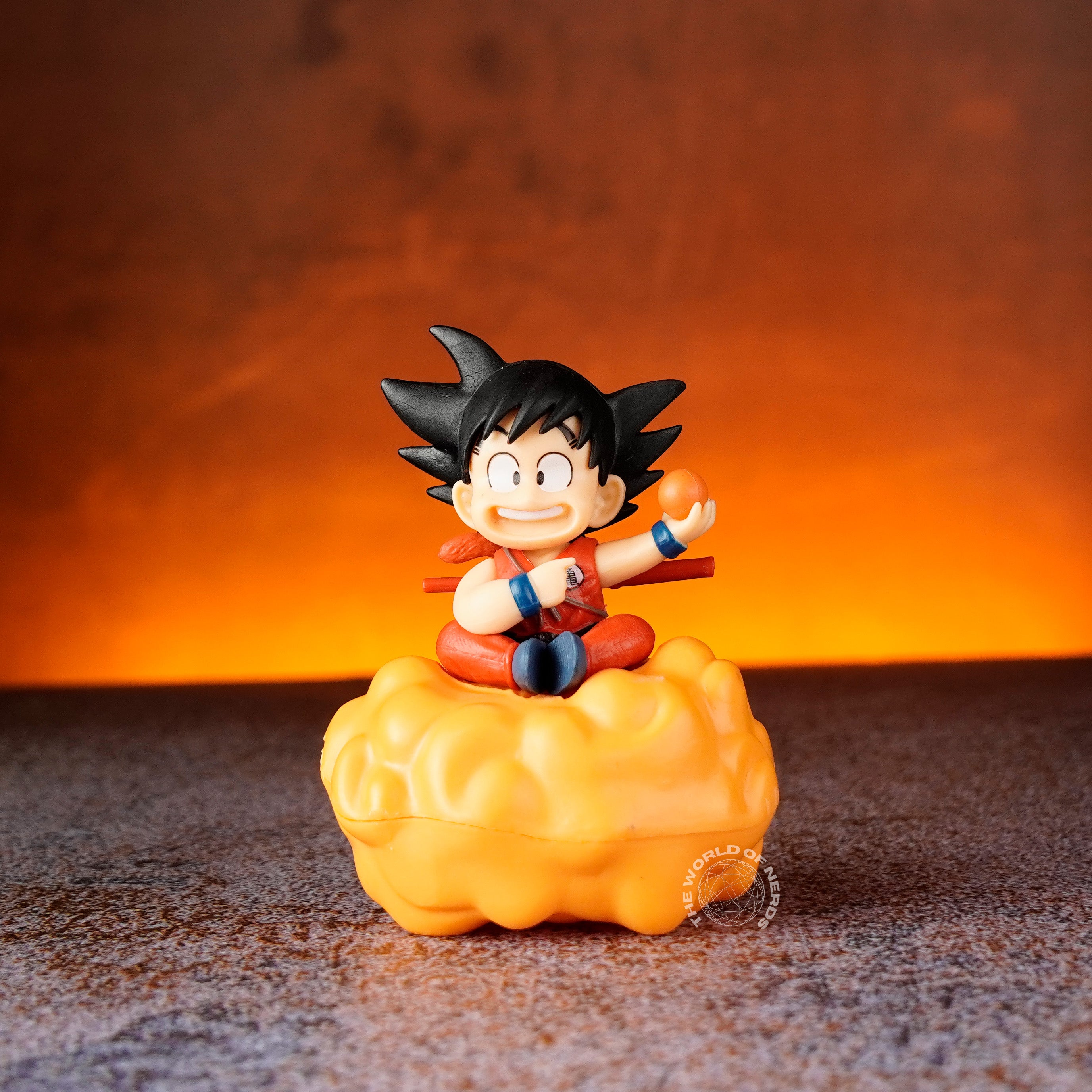 KID GOKU ON FLYING NIMBUS ACTION FIGURE