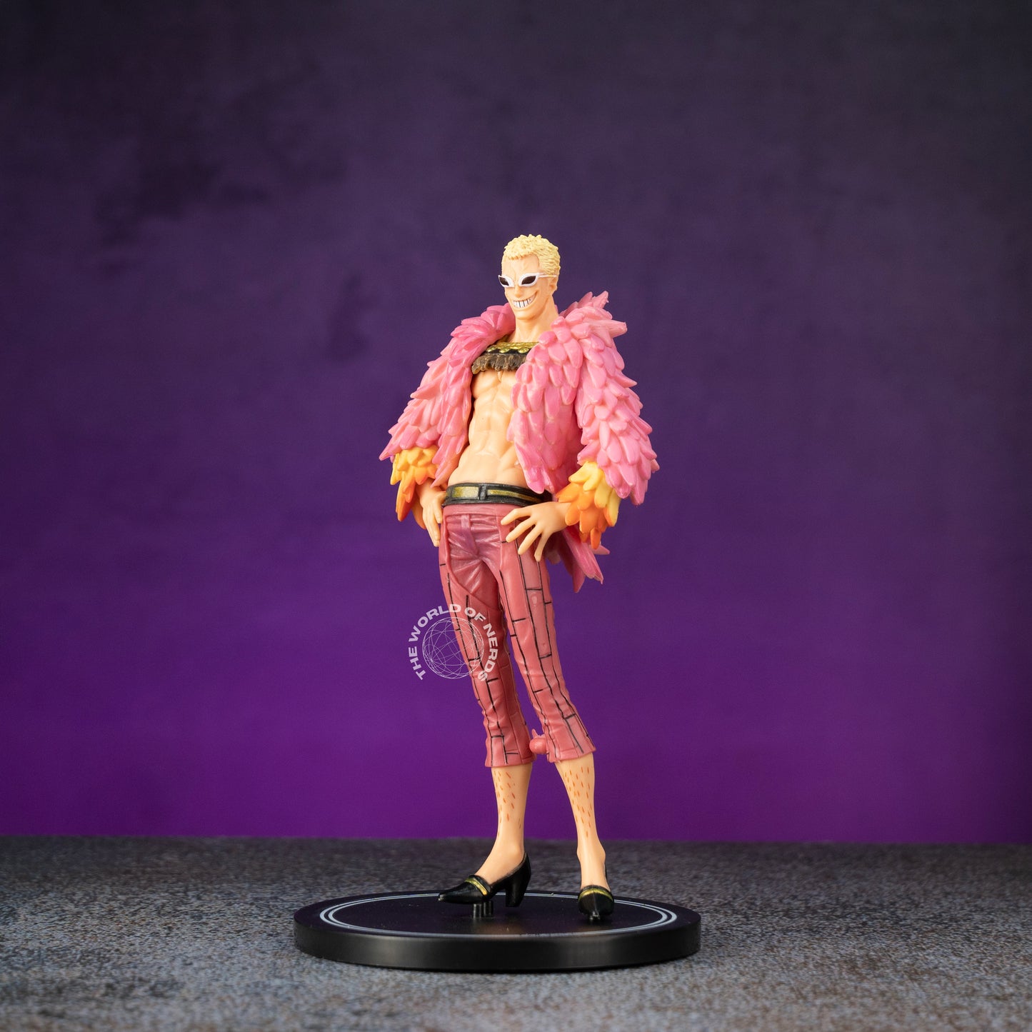 ONE PIECE DONQUINOTE DOFLAMINGO ACTION FIGURE
