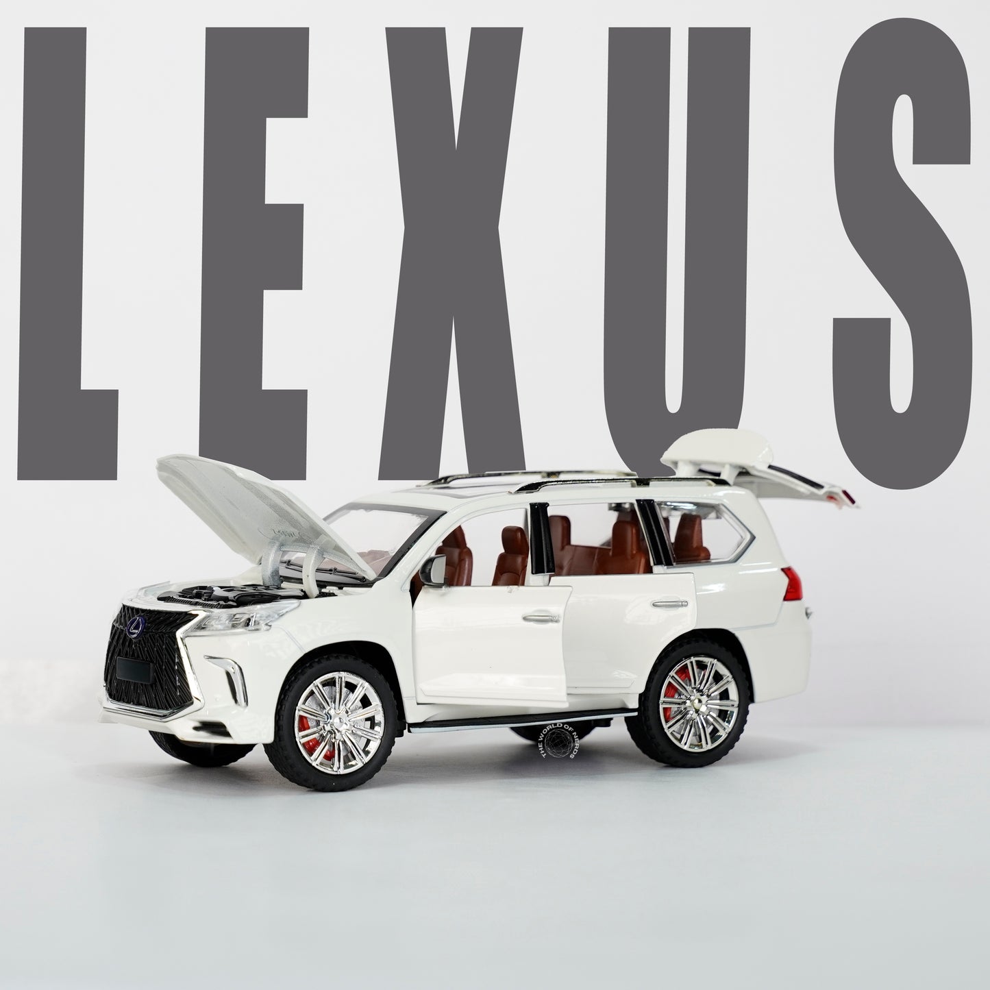 WHITE-LEXUS LX570 SCALE - 1:24