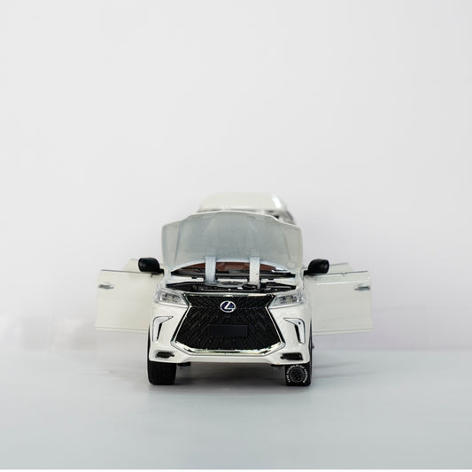 WHITE-LEXUS LX570 SCALE - 1:24