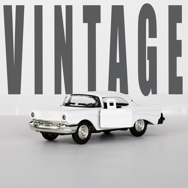 White Chevrolet Bel Air Model Car Scale 1:32