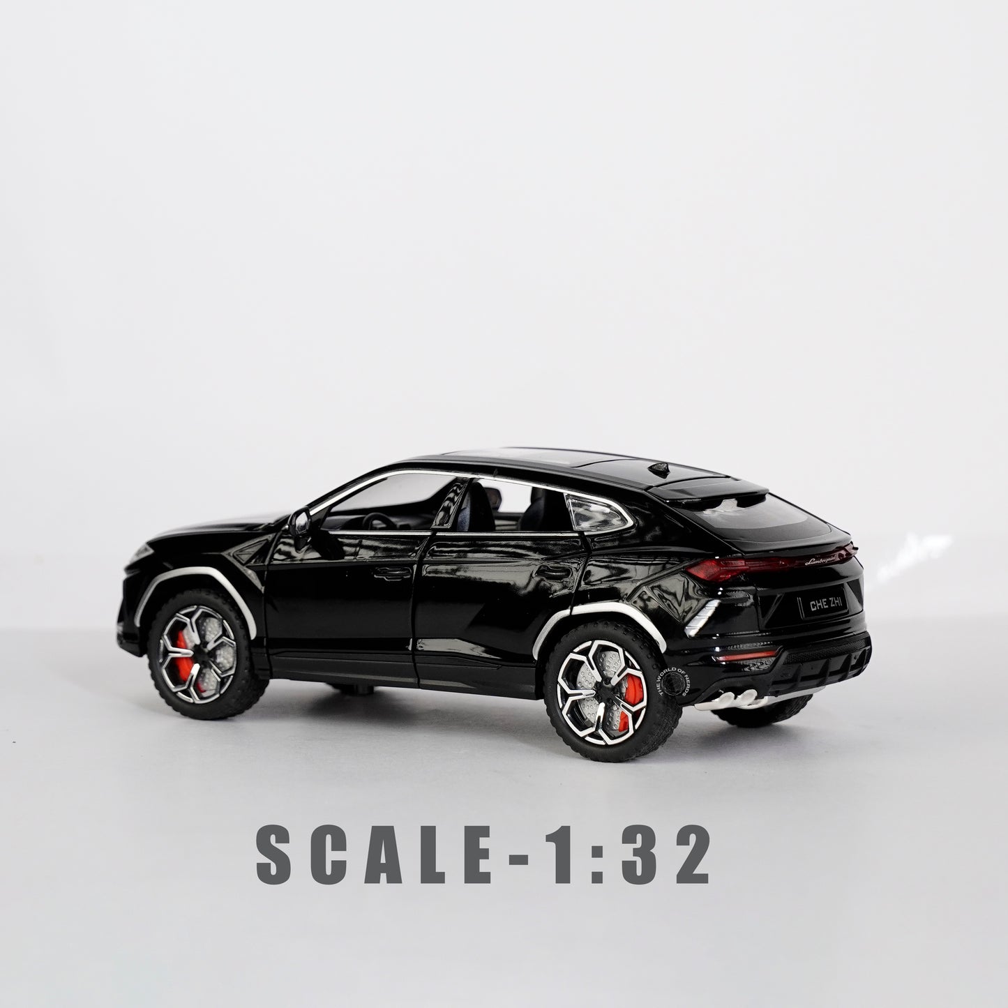 BLACK-LAMBORGHINI URUS SCALE - 1:24