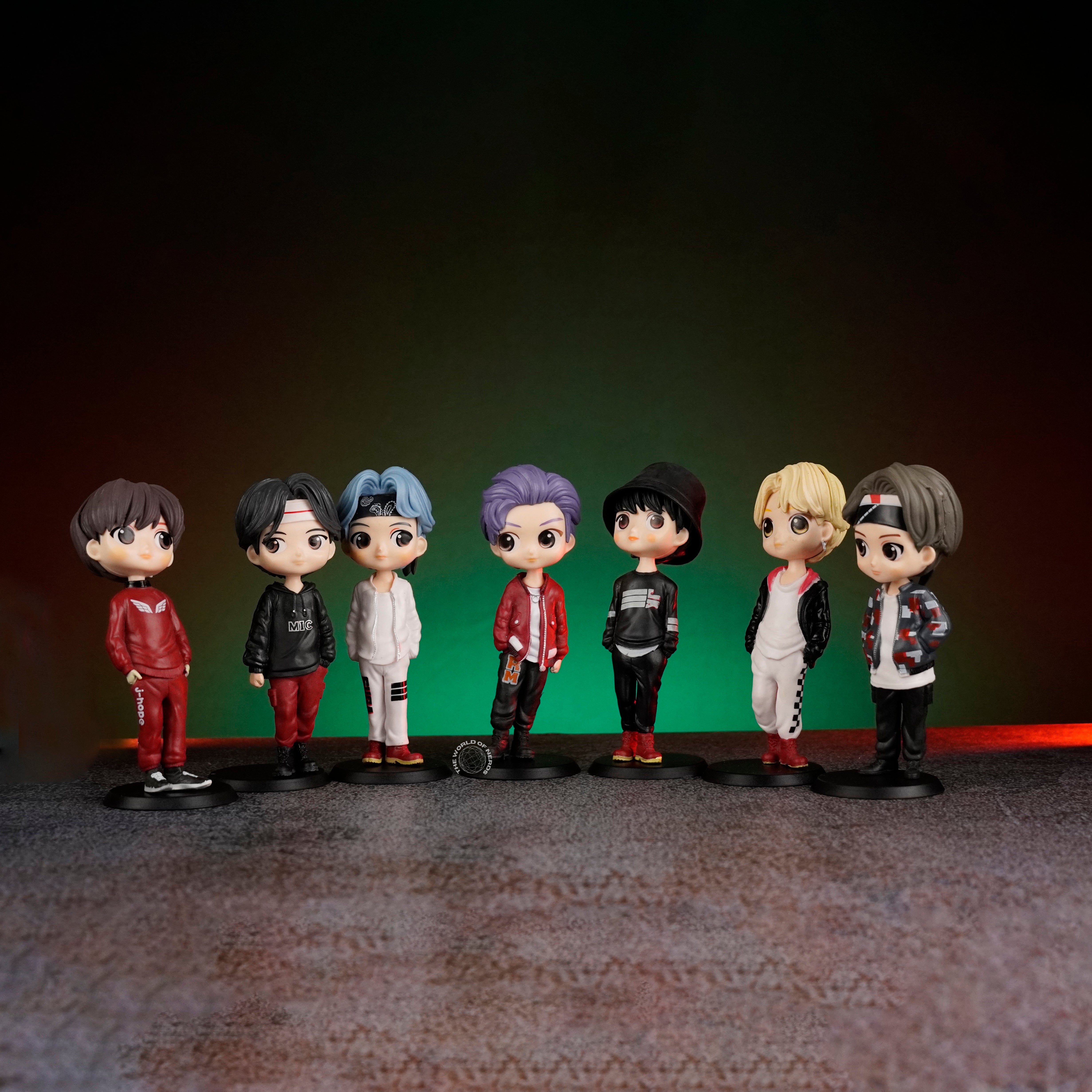 BTS SET OF 7 ACTION FIGURE – The World Of Nerds