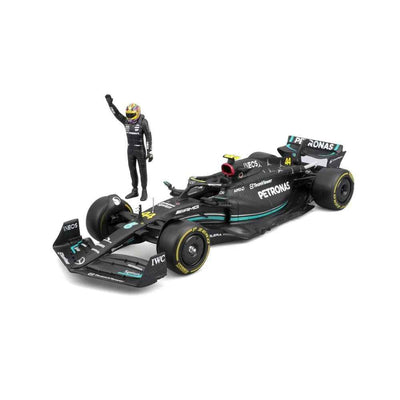 BBURAGO Mercedes-AMG F1 Model W14 E Performance #44 Lewis Hamilton 1:24 Scale